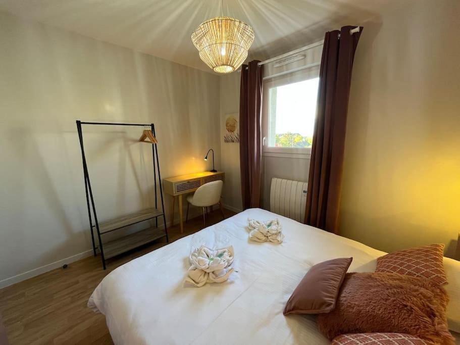 カーンDahlia, Appt Cosy Avec Parking Et Balconアパートメント エクステリア 写真