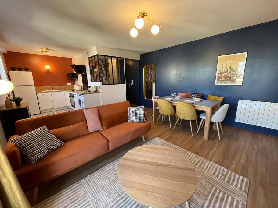 カーンDahlia, Appt Cosy Avec Parking Et Balconアパートメント エクステリア 写真